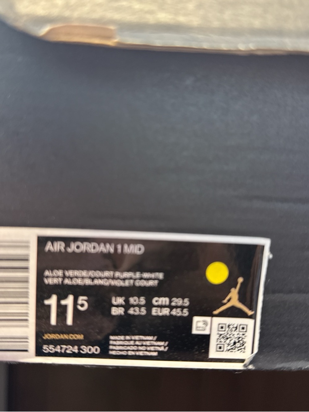 Jordan 1 Mid Incredible Hulk - White Green Purple - Picture 6 of 6